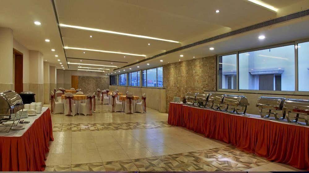 Best Western Ashoka Hyderabad Exterior foto