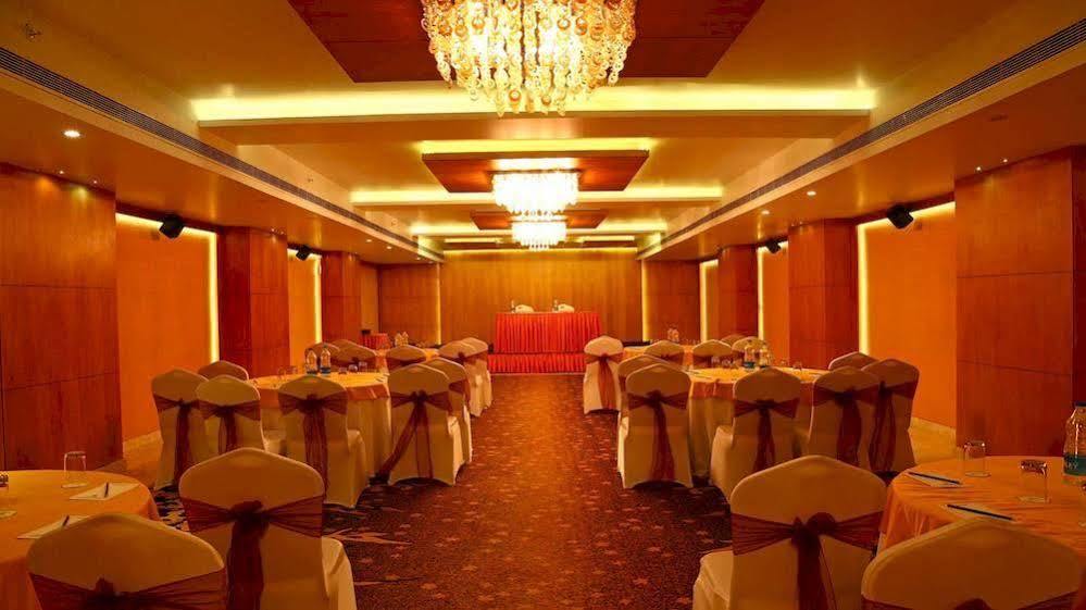 Best Western Ashoka Hyderabad Exterior foto